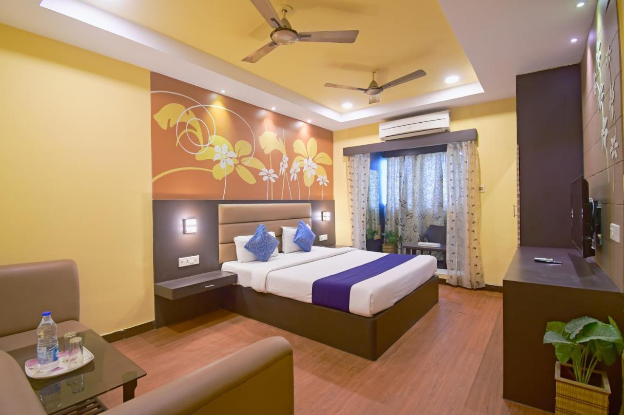 Hotel Jingle Inn Колката Екстер'єр фото